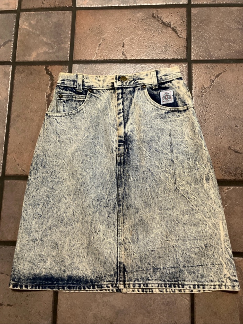 Essentials Two-Tone Acid Wash Denim Pocket Detail